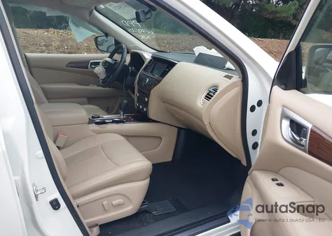 2018 Nissan Pathfinder Platinum z USA, uszkodzony, nr VIN 5N1DR2MM1JC612848